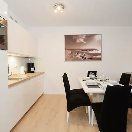Apartment Apartament Laguna Polanki Park - Basen Kryty